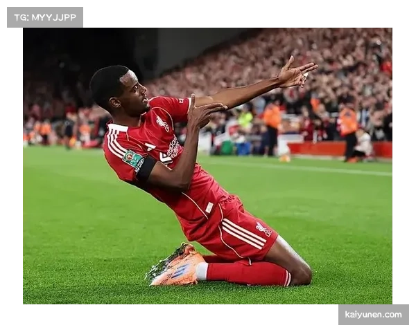 利物浦新援埃基蒂克头球射正率47%碾压同位置球员